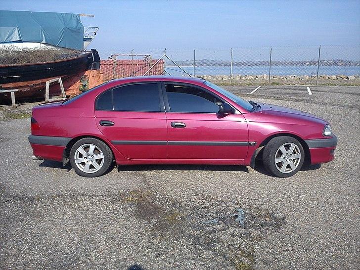 Toyota avensis [Tidl. bil] billede 2