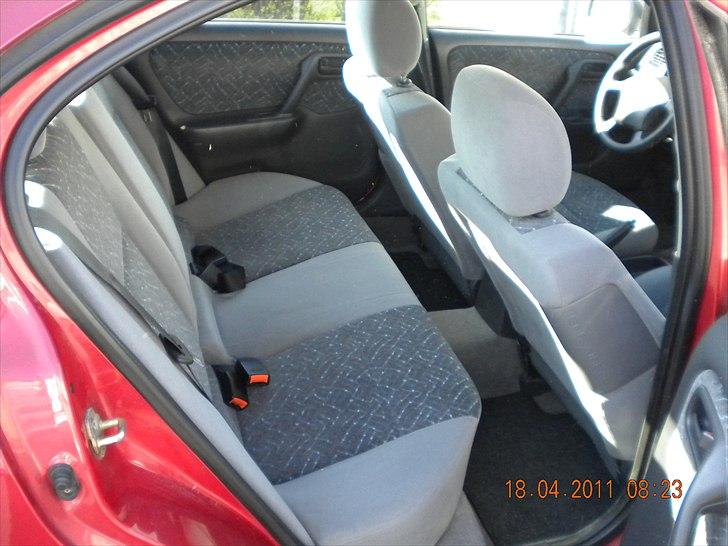 Nissan primera 2,0i *Byttet* billede 8