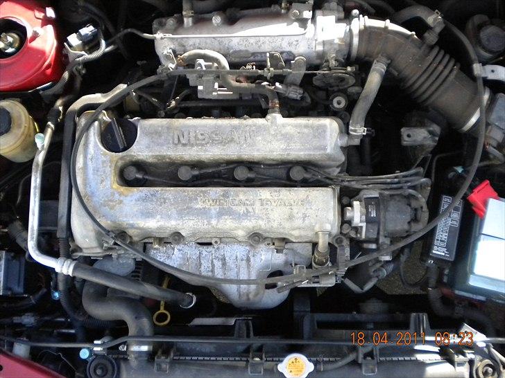 Nissan primera 2,0i *Byttet* billede 9