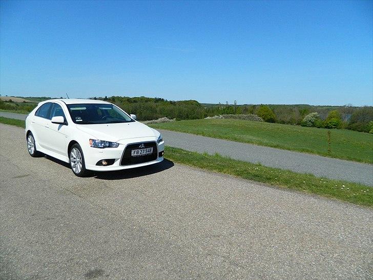 Mitsubishi Lancer Intense SportBack SOLGT billede 2