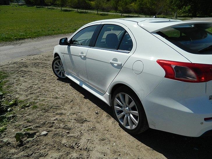 Mitsubishi Lancer Intense SportBack SOLGT billede 16