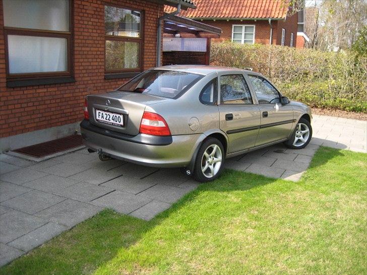 Opel Vectra B *SOLGT* billede 6