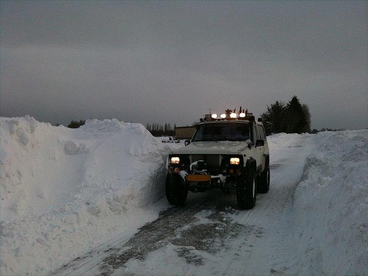 Nissan  datsun patrol 3.3 TD solgt billede 7