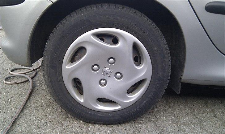 Peugeot 206 1,4 solgt billede 4