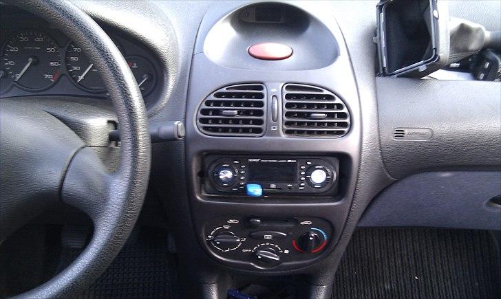 Peugeot 206 1,4 solgt billede 6