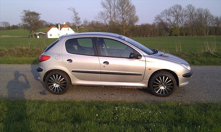 Peugeot 206 1,4 solgt billede 13