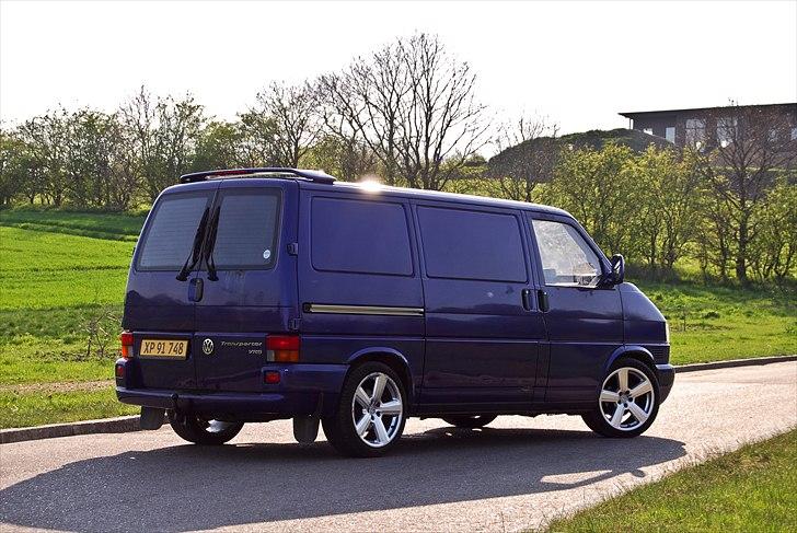 VW transporter 2.5 TDI solgt billede 6