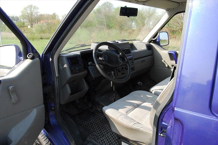 VW transporter 2.5 TDI solgt billede 8
