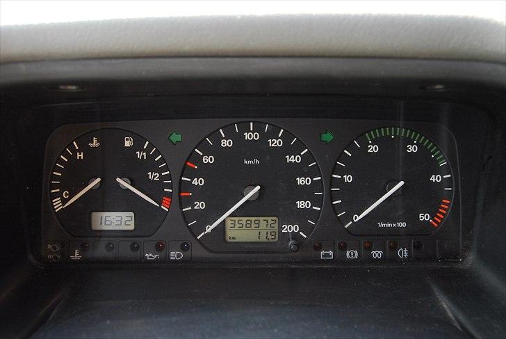 VW transporter 2.5 TDI solgt billede 9