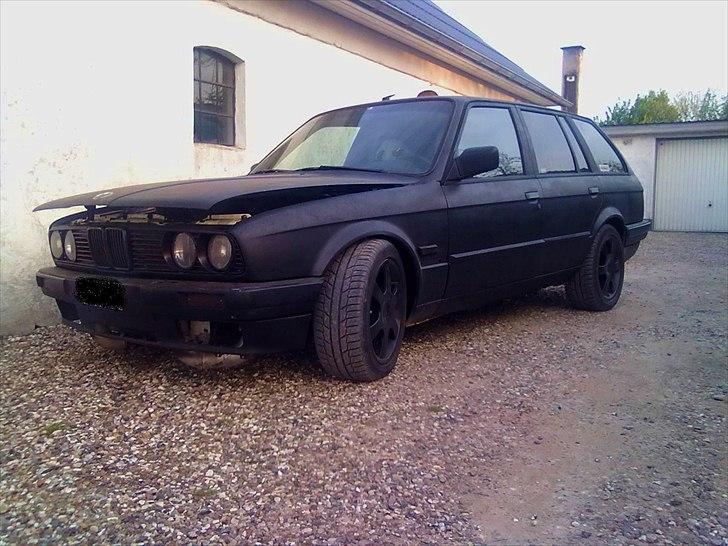 BMW E30 325T SOLGT. billede 8