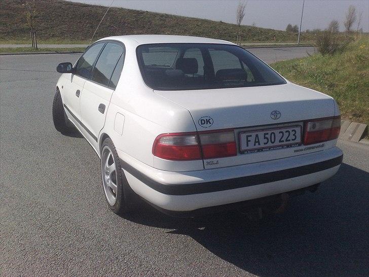 Toyota carina E (Solgt) billede 9