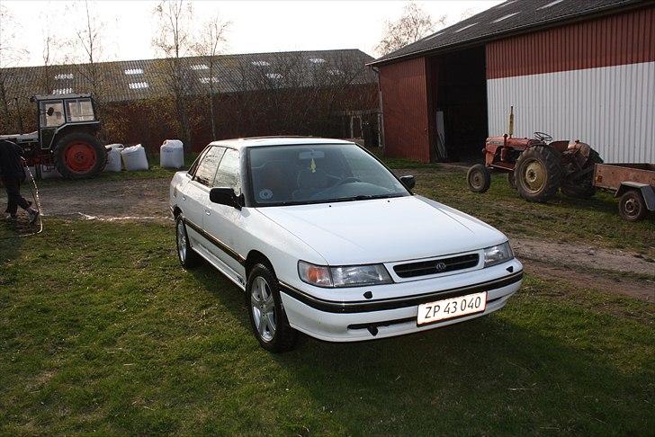 Subaru Legacy (Solgt) billede 2