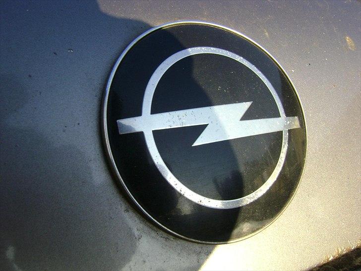 Opel Kadett 1,4i billede 1