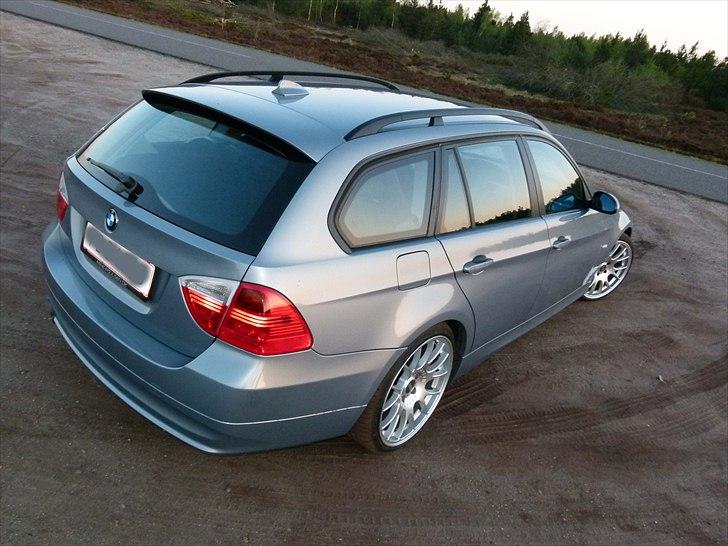 BMW 320D Touring billede 4
