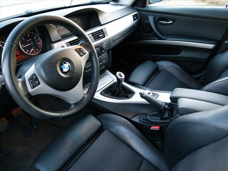 BMW 320D Touring billede 11