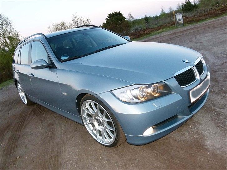 BMW 320D Touring billede 17
