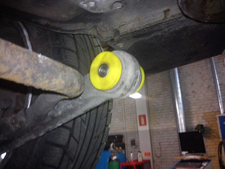 Fiat Croma T.i.e - Powerflex bøsninger i hele undervognen billede 5