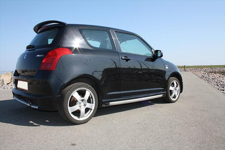 Suzuki Swift 1,5 VVT 3-dør SOLGT billede 3