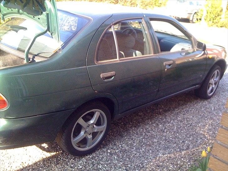 Nissan almera grøn billede 1