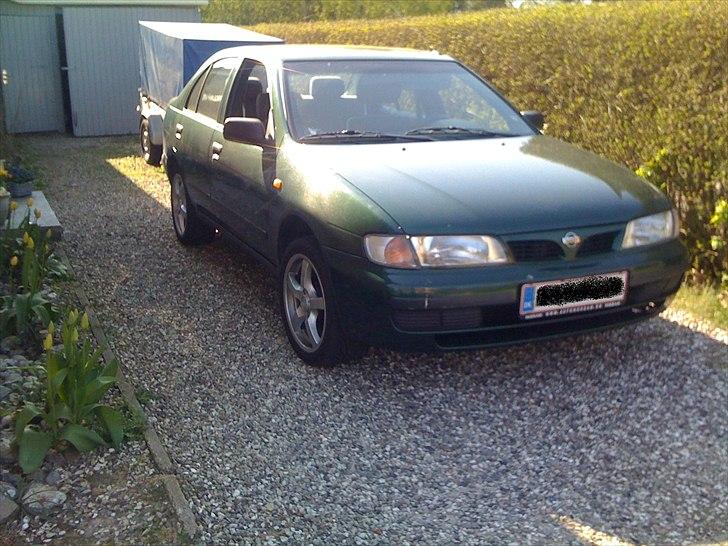 Nissan almera grøn billede 4