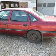 Opel Vectra A 2,0i GLS Sedan
