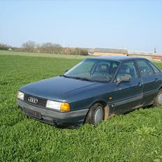 Audi 80 1,9E Skrottet