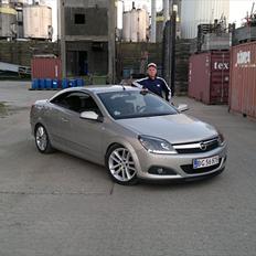 Opel Astra H Twintop