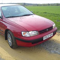 Toyota carina e