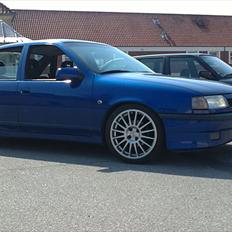 Opel vectra 2000 v6