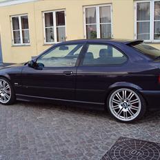 BMW 323Ti Compact