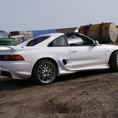 Toyota MR2