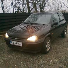 Opel corsa b14 si 8v sport solgt