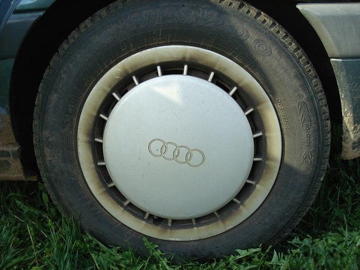 Audi 80 1,9E Skrottet billede 14