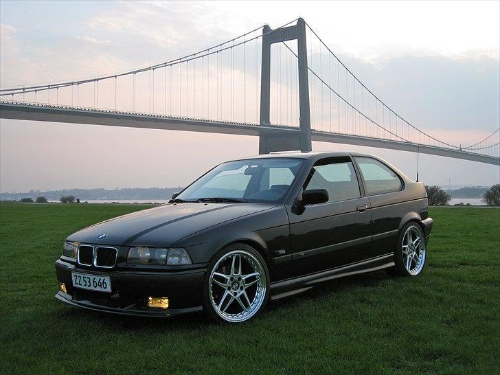 BMW 318ti Compact SOLGT. - ny fælge billede 1