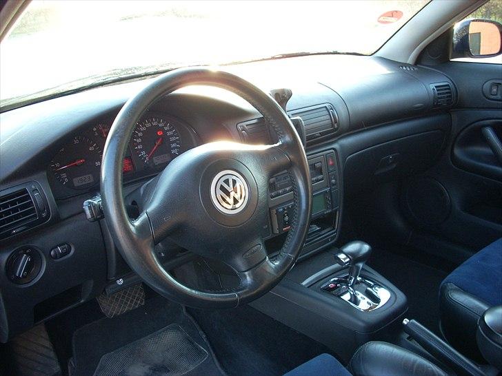VW Passat V6 TDI Highline [SOLGT] billede 9