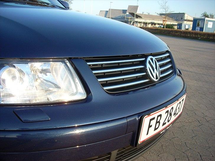 VW Passat V6 TDI Highline [SOLGT] billede 12