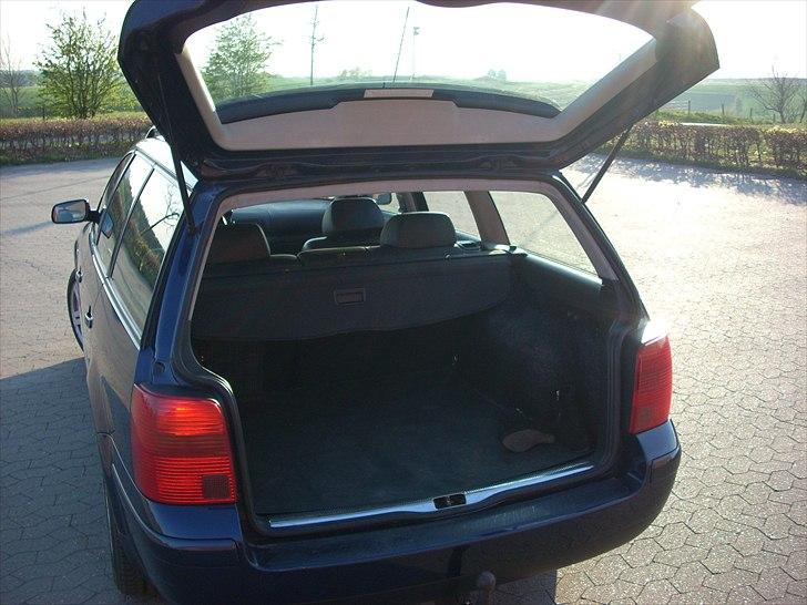 VW Passat V6 TDI Highline [SOLGT] billede 14