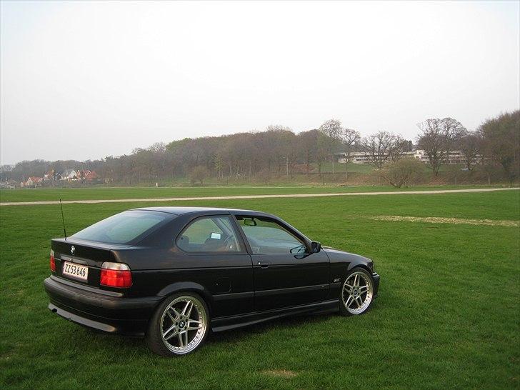 BMW 318ti Compact SOLGT. billede 9