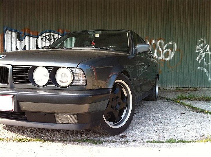 BMW E34 525 i Aut. billede 2