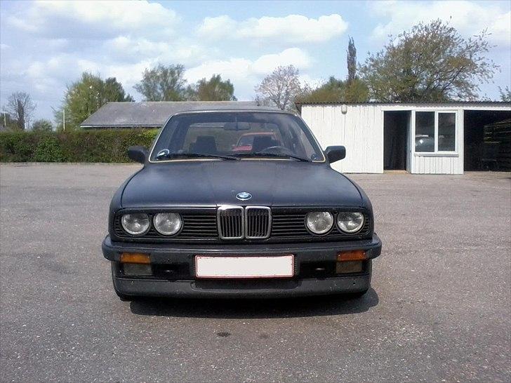 BMW 320i 2d E30 billede 1