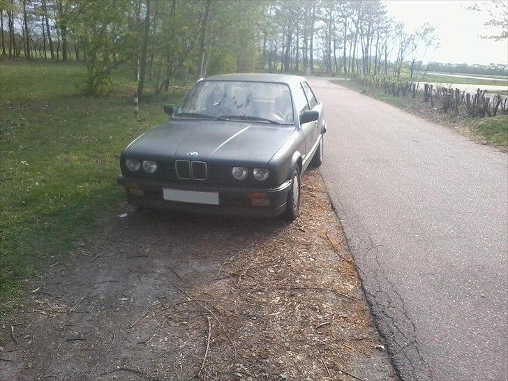 BMW 320i 2d E30 billede 3