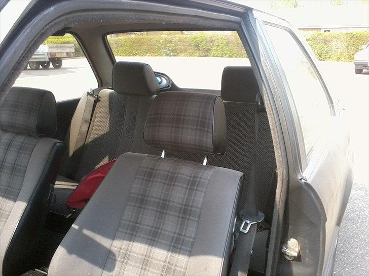 BMW 320i 2d E30 billede 6