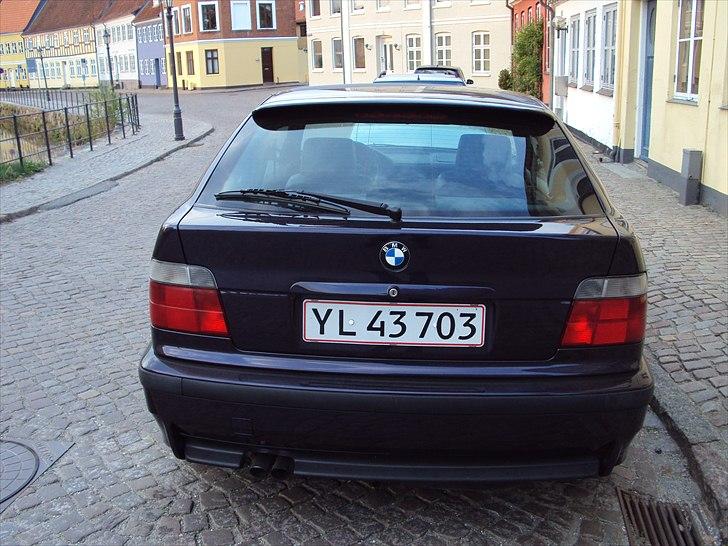 BMW 323Ti Compact billede 5