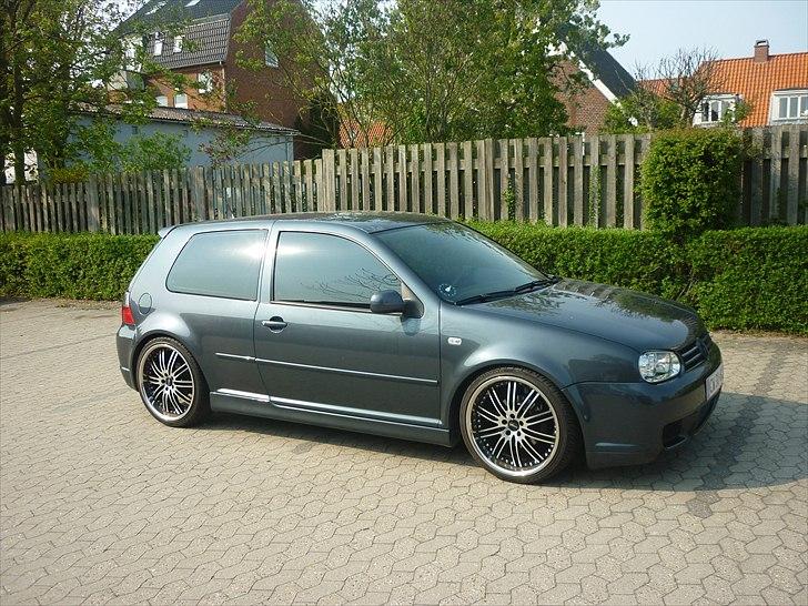 VW Golf 4 billede 1
