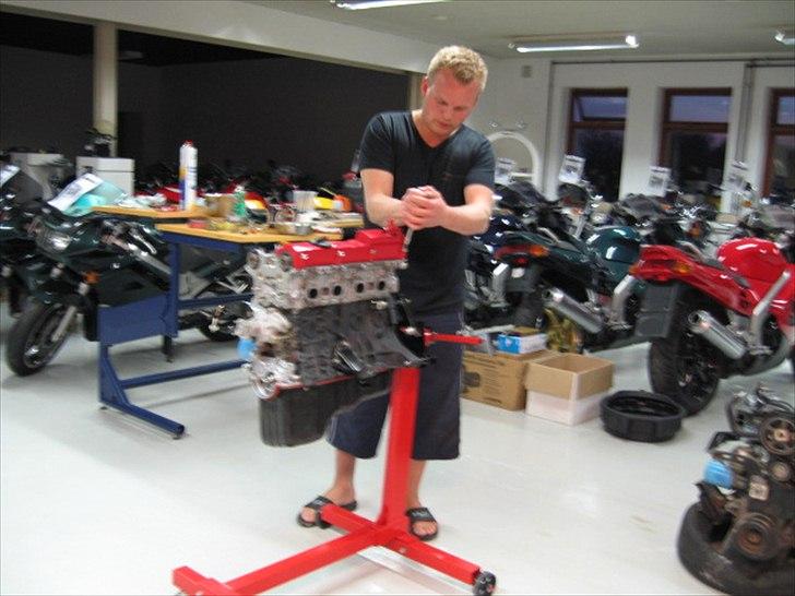 Nissan 200 sx s13 - Der skrues dag og nat ;) billede 3