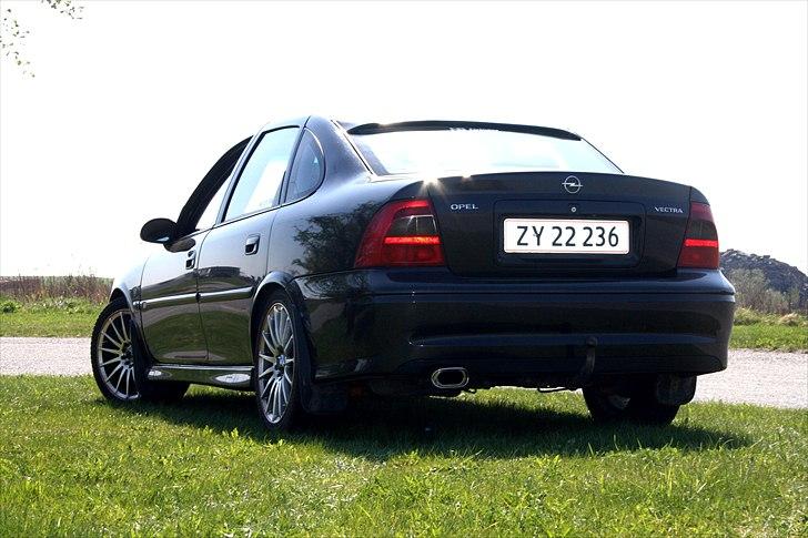 Opel  2.2 Vectra B Sport ! billede 4