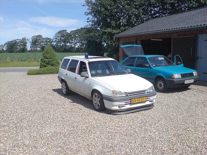 Opel Kadett E Stc. billede 4