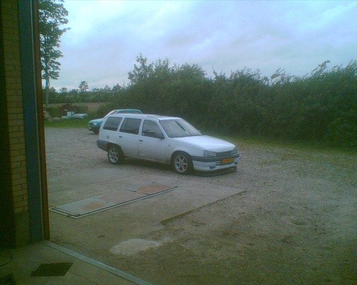 Opel Kadett E Stc. billede 8