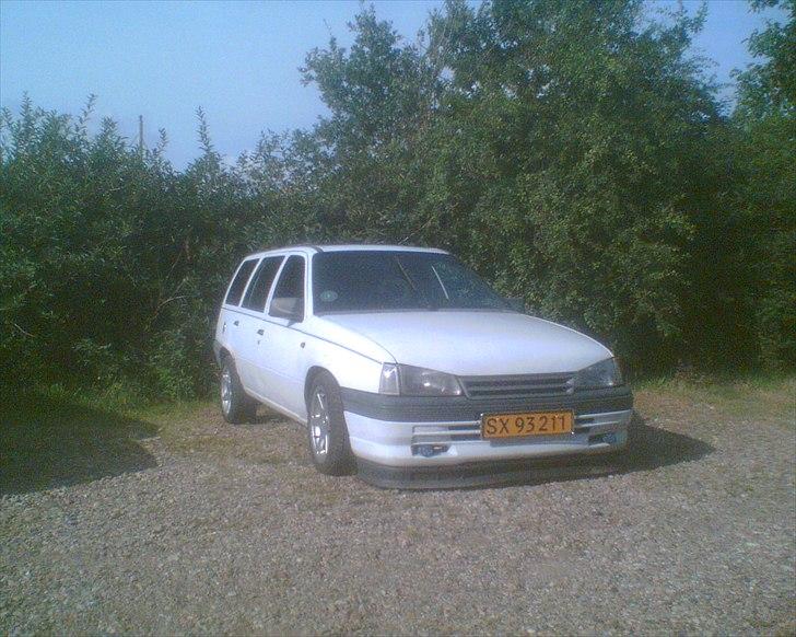 Opel Kadett E Stc. billede 9