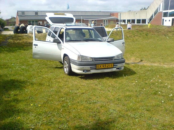 Opel Kadett E Stc. billede 13